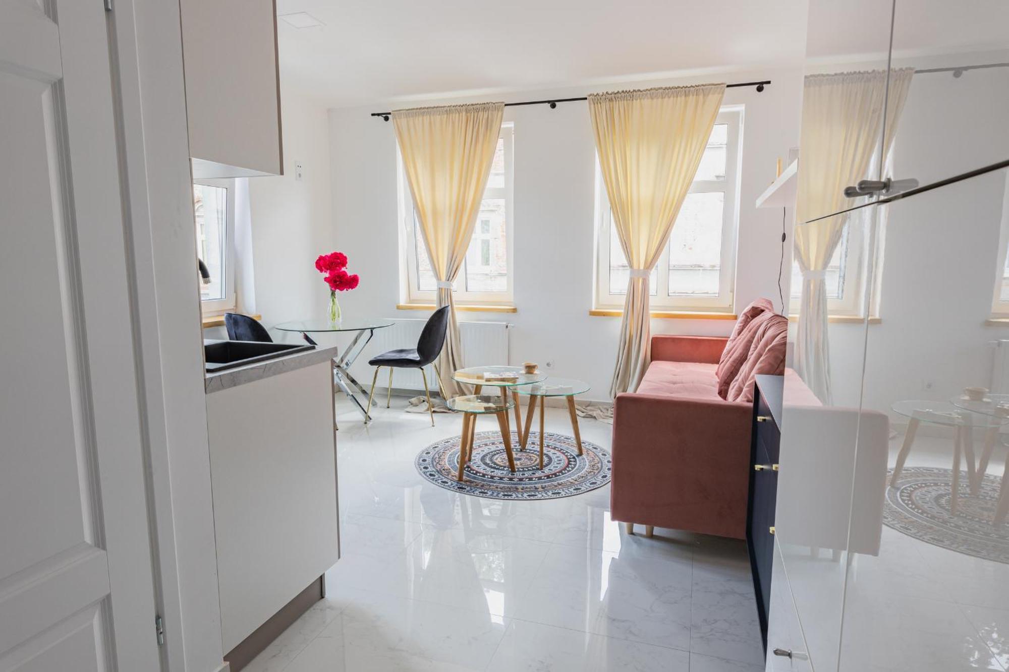 Moveen! Wynajem Apartamentow We Wroclawiu! 10 Minut Od Centrum Exterior foto
